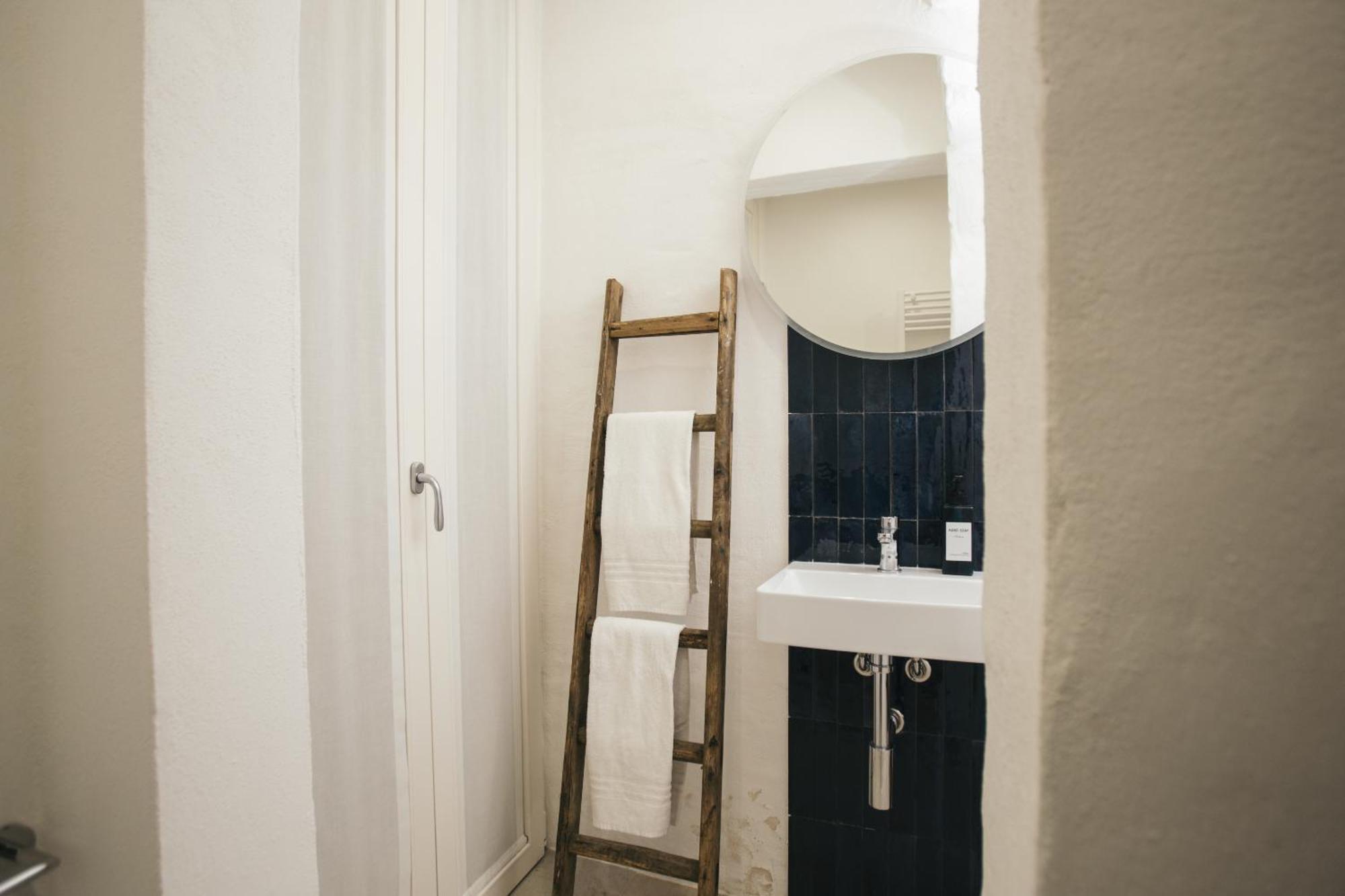 Mediterranee Suite เลชเช ภายนอก รูปภาพ